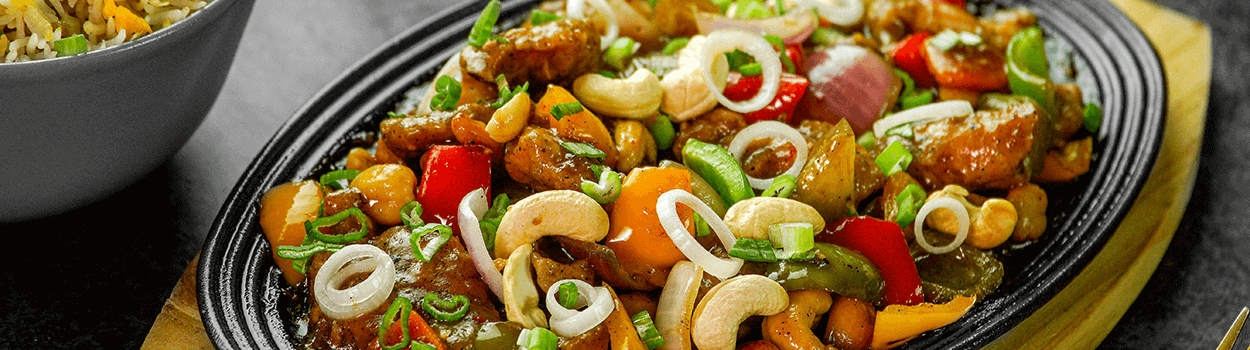 Sizzling Chicken Cashew Nuts