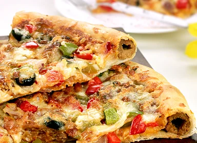Seekh Kabab Stuffed Pizza