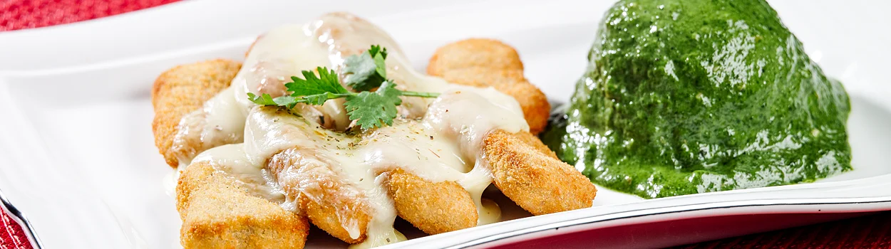 Creamy Spinach with Cheese Nuggets