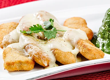 Creamy Spinach with Cheese Nuggets